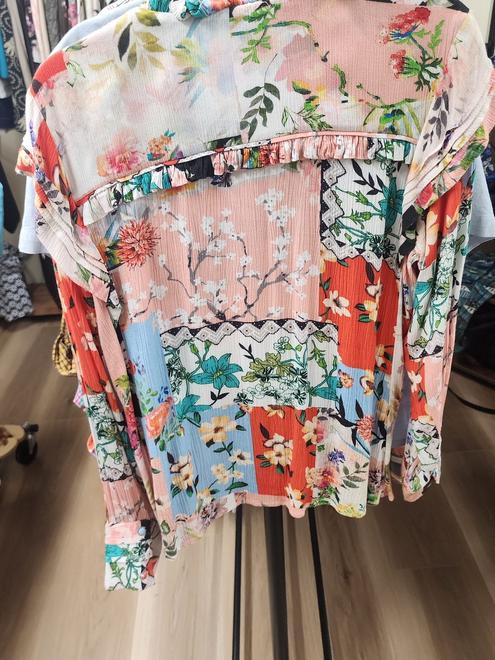 Tolani Multicolor Floral Patchwork Ruffle-Blouse - Picture 5 of 5